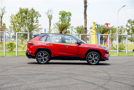 丰田RAV4荣放插混SUV推新款 配置升级
