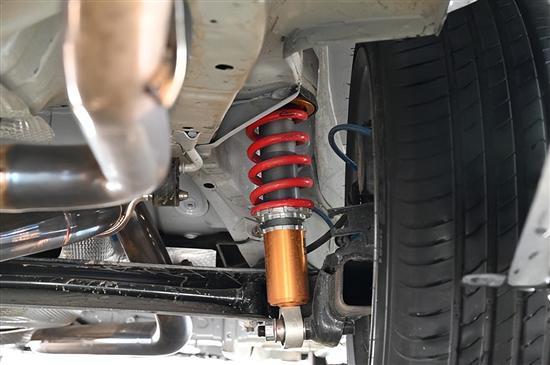 狠角PRO MAX 赛道试驾吉利缤瑞COOL赛车