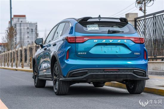 10万价位不可多得的运动SUV 试驾哈弗赤兔