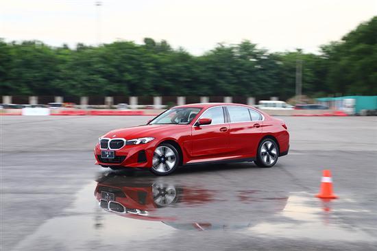 全新BMW i3：为中国市场量身定制的电动车
