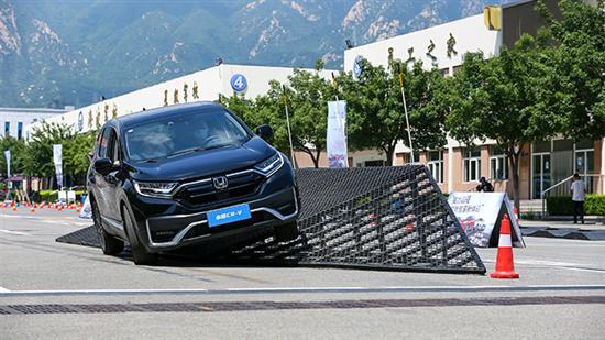 PHEV+电子四驱 威兰达高性能版如何通过测试