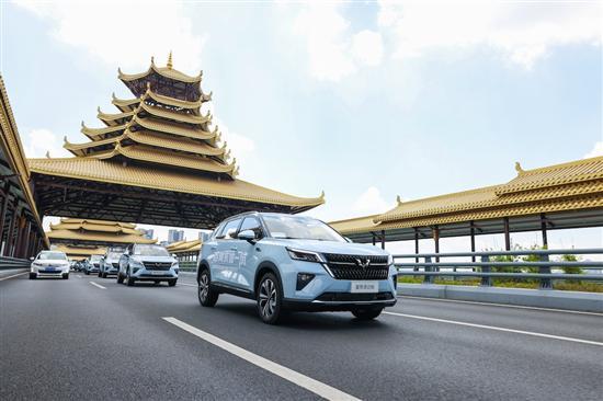 听说人民需要混动SUV？试驾五菱星辰混动版