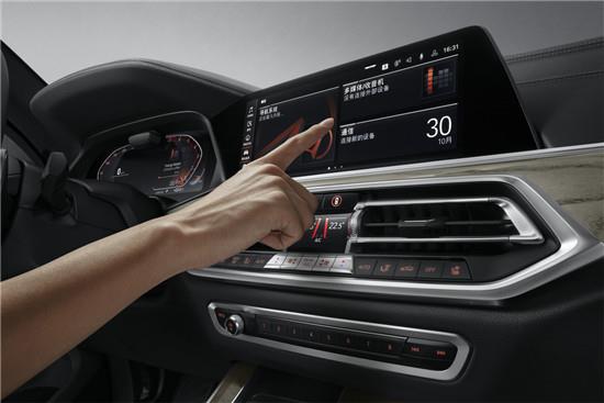 全新BMW X5给你真正无缝的车上智能数字生活