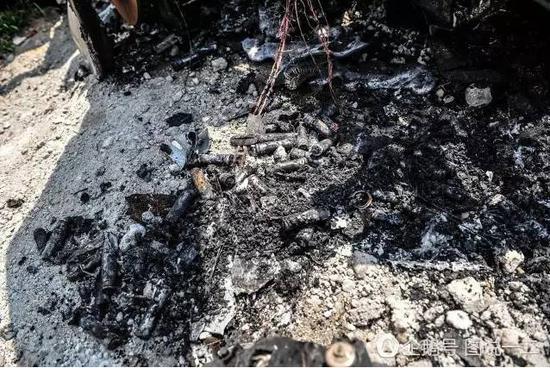 特斯拉国内再度起火电池被烧焦 事故调查中