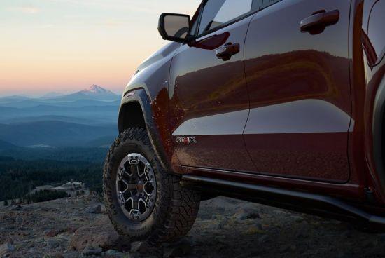 预计8月11日首发 全新GMC Canyon预告图发布