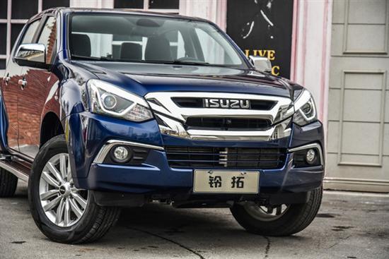 2.0T+8AT 实拍江西五十铃铃拓汽油版