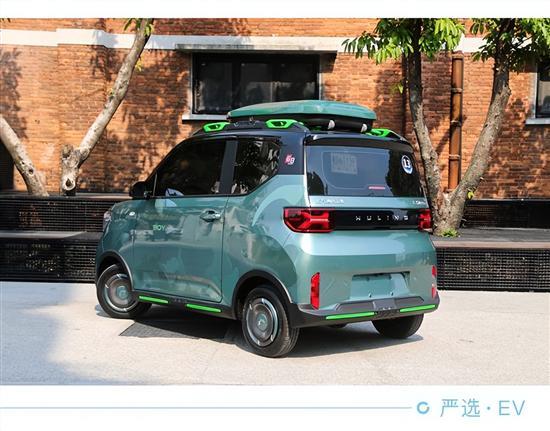 铁粉的终极选择 五菱MINI EV GAMEBOY